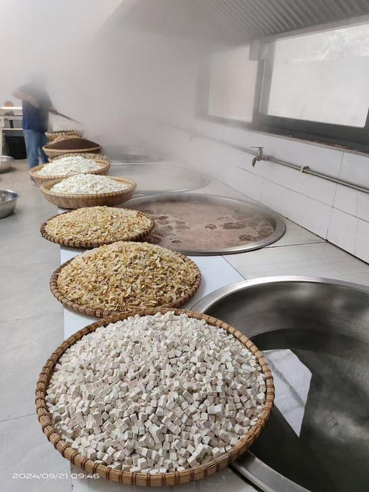 山有道系列，茯苓膏，百合秋梨膏柴火古法熬制，无任何添加，无香精防腐！常年自用，强烈推荐！ 商品图1