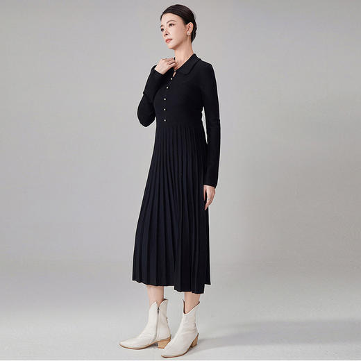 【hr】全新升级【铂金会员441/天猫599/差价158】(15533) 洛诗琳针织翻领百褶连衣裙女秋冬新款收腰显瘦中长款A字裙 商品图3