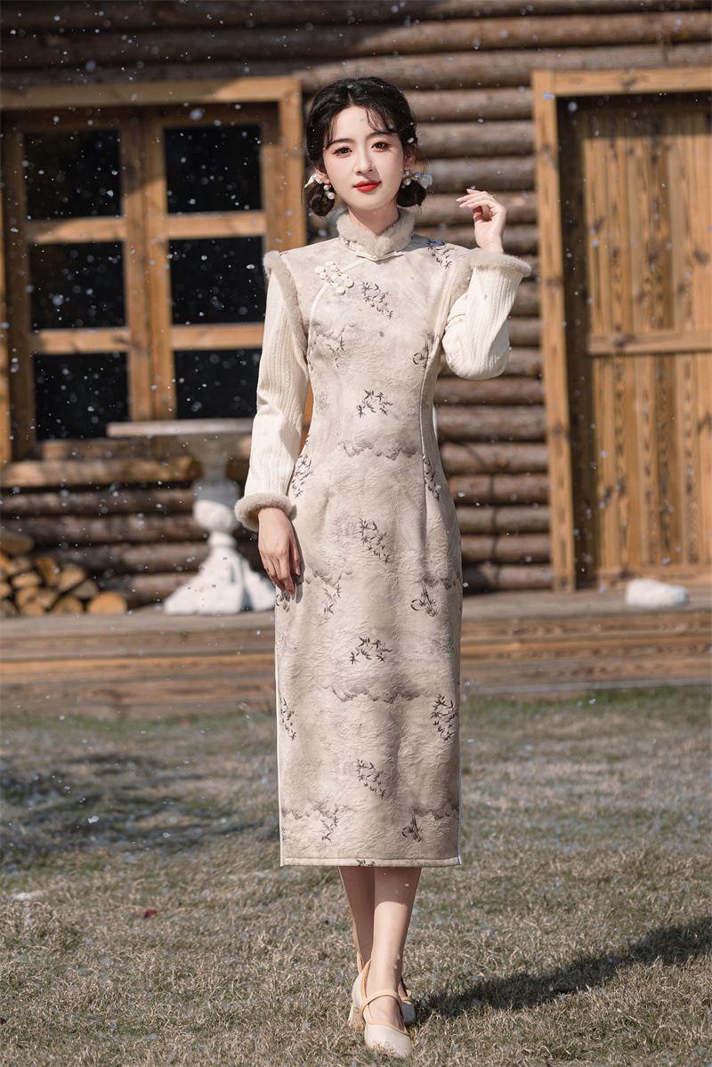 i22VifOtztSBuvrBbgyUeVxSWW1uMjIZzY2F