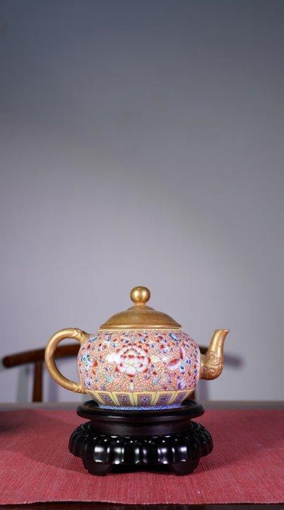 粉彩莲花壶 商品图2