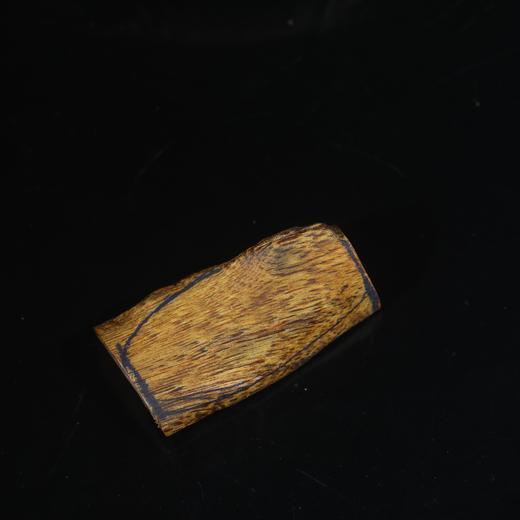 BC.HE11.04-9   白棋沉水原材 ,11.4g 商品图0