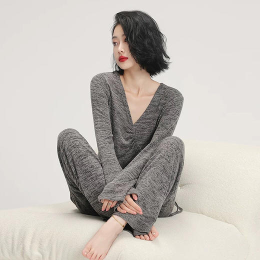 【顺丰包邮】99657洛诗琳仿兔毛绑带大V长袖长裤家居服两件套242040 商品图4