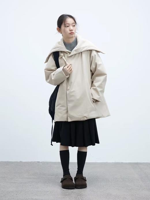 步履不停/4D26002C/连帽橄榄扣米白色中长款羽绒服 商品图2