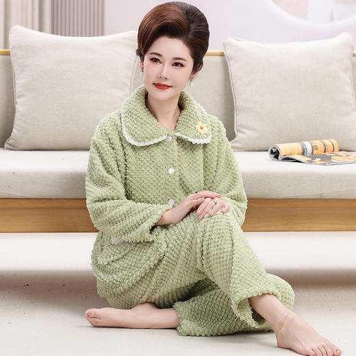 秋冬【中老年人珊瑚绒睡衣】妈妈装 冬天家居服 奶奶开衫法兰绒两件套装 商品图3