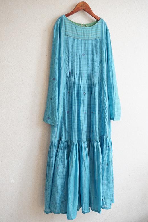 maku湖蓝刺绣连衣裙 商品图3