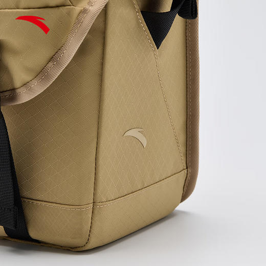 安踏OUTDOOR运动斜挎包日常通勤简约百搭192447127 商品图3