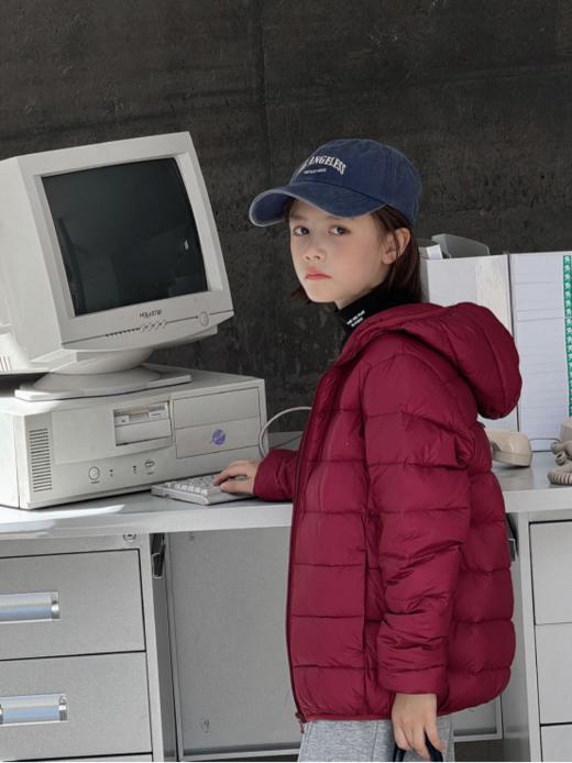 💥【品牌直发】小牛麦萌儿童轻薄款羽绒服A1007❗️ 📣三倍保暖😍好暖好蓬👍轻到飞起🍃真正的穿1顶3🔥 💜轻防水、防风、防污、轻薄  商品图3