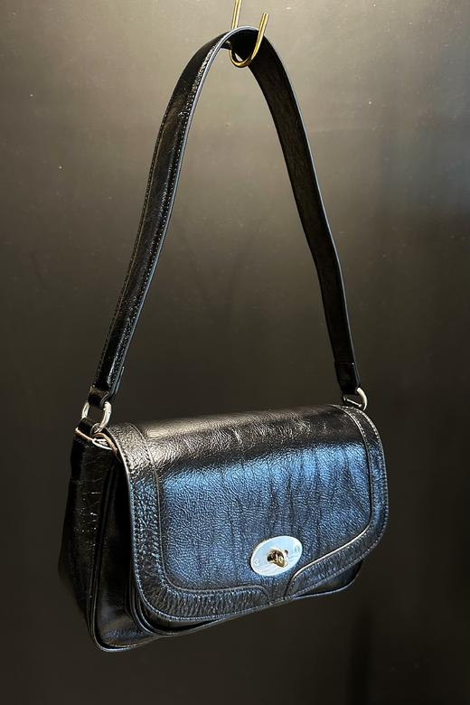 【门店同款】ENJOY常卖时髦质感锁扣单肩斜跨包 159696003 商品图3