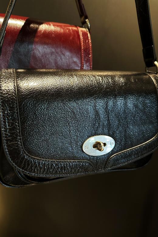 【门店同款】ENJOY常卖时髦质感锁扣单肩斜跨包 159696003 商品图4