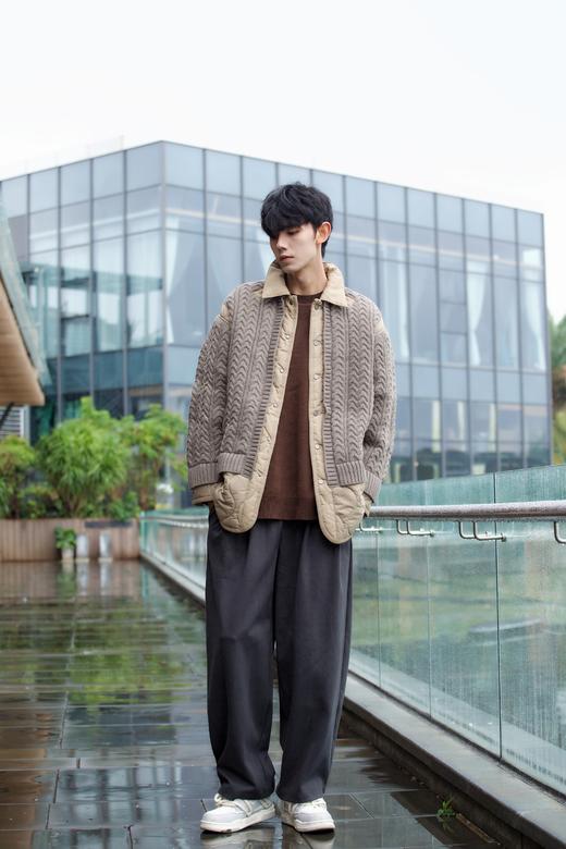 S345873444材质拼接棉服 商品图2