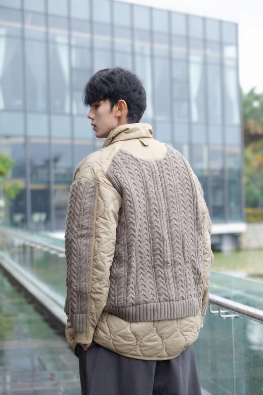 S345873444材质拼接棉服 商品图4