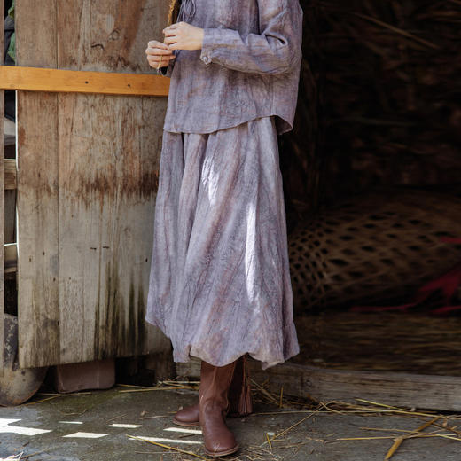 绽放776-778朵/丁香紫扎染廓形感灯笼裙新中式V型立领衬衫套装 商品图4