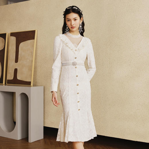 【波动心弦】MAXRIENY法式复古氛围感鱼尾裙修身V领蕾丝连衣裙 商品图3