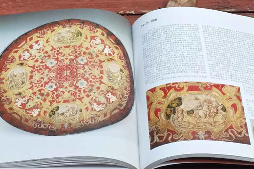  
《金红丝绸：意大利伦巴第的奢华和挚爱》，作者:[意]奇亚拉·巴斯，译者:祝成炎/金肖克/王宁宁，大16开，平装，182页， 中国美术学院出版社2014年9月一版一印。定价100，售价30元。
  商品图12