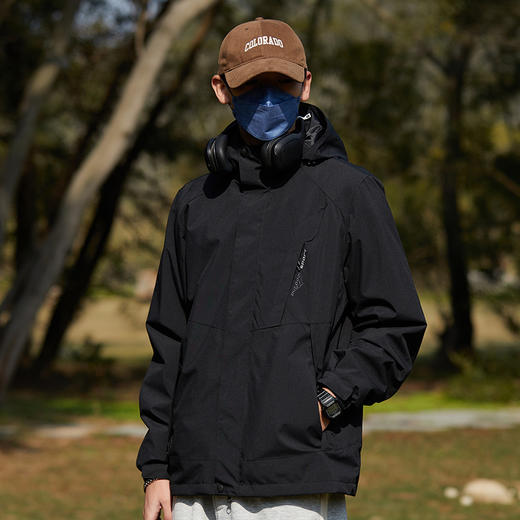 【三合一情侣冲锋衣，户外乐趣，风雨无忧】户外冲锋衣三合一女 防风防泼水情侣款 单层薄款登山服 外套男款-QQ 商品图14