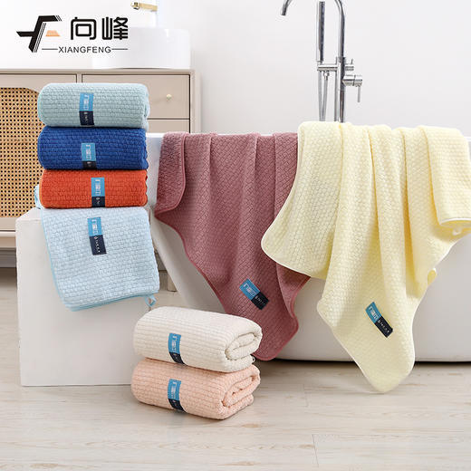 「7A级！仅19.9 到手」向峰薄款7A级珊瑚绒加大浴巾 家用柔软吸水洗澡巾居家布艺 商品图3