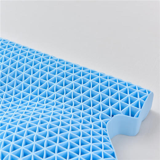 阿基里斯（Achilles）阿基里斯 TPE蝶形枕 亲肤可水洗黑科技透气记忆高低长枕 加大版 商品图3