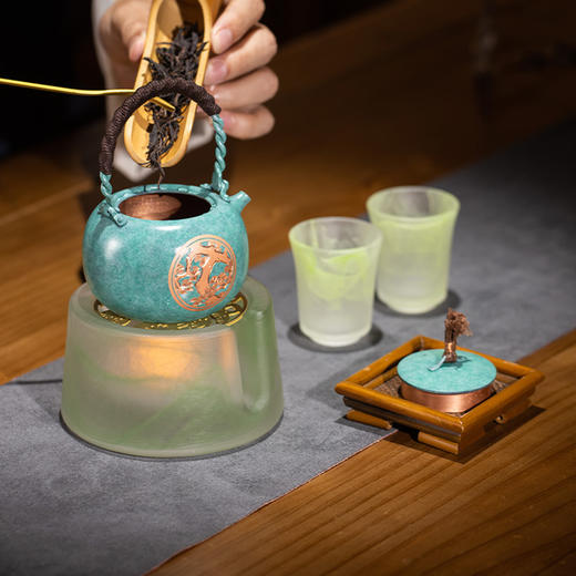 朱炳仁丨梅烦恼/放青松 铜壶 茶礼套装 230ml 预售中，预计付款7天发货 商品图12