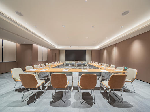 【全季酒店（成都熊猫基地龙潭寺店）】周末元旦不加价！仅¥358起抢高级大床房+双人早餐…撸熊猫滚滚，尝川渝美食，遛娃度假两不误！ 商品图8