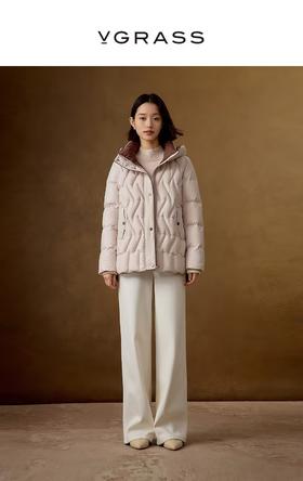 VGRASS维格娜丝24年冬季新款法国木拉鸭绒连帽牙胶外套