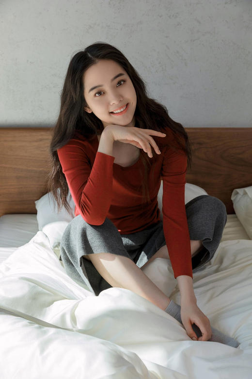 【刘雯同款】特价出清~官网399！U家无痕莫代尔无尺码随型裁保暖内衣套装女内搭秋衣秋裤打底长袖长裤 商品图1