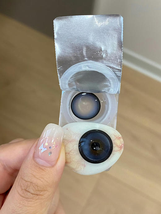 WECUTE 泡泡墨蓝 半年抛 两片 14.5mm 参考着色 13.9mm 基弧 8.6 含水 38% 新锐国货 商品图4