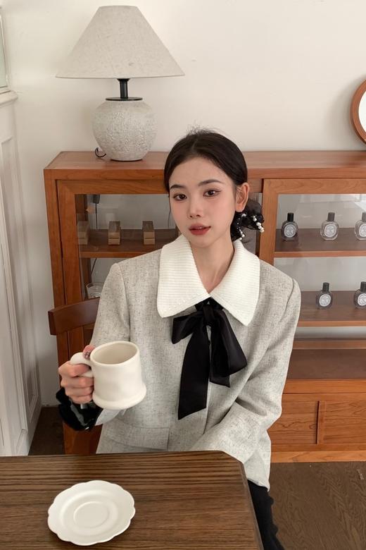 Le Malene 银色无领时髦小香风缎面飘带西装外套 19251 商品图4