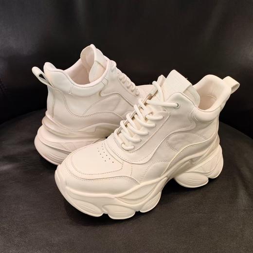 LFGJ凌介女鞋  16305  时尚百搭休闲老爹鞋 商品图2