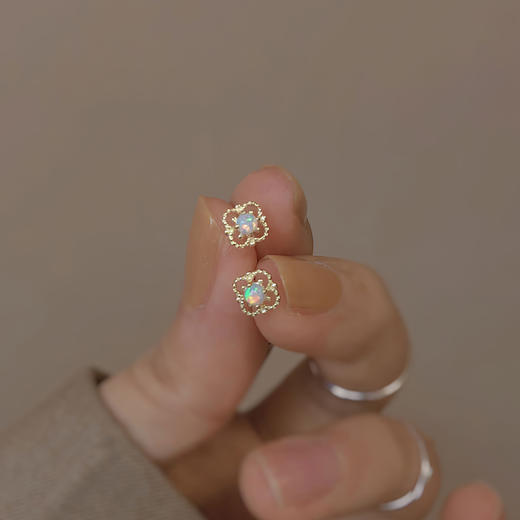 Winy925纯银法式镂空耳钉轻奢小众高级感银耳饰送女友闺蜜生日礼物 商品图5