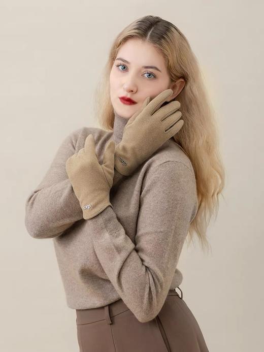 英国篁室yu用品牌Corgi2024新款简约袜子🧦&进口纯山羊绒围巾🧣&德绒手套🧤 经典百搭 亲肤保暖 舒适恒温御寒 ~时尚之选温暖相伴！ 商品图9