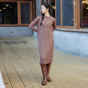 绽放旅行女装791朵/羊毛花式大肚纱拼色毛织长袖经典圆领连衣裙