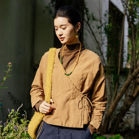 绽放旅行女装887朵/花边拼接新中式v领斜襟系带天丝亚麻短款棉服