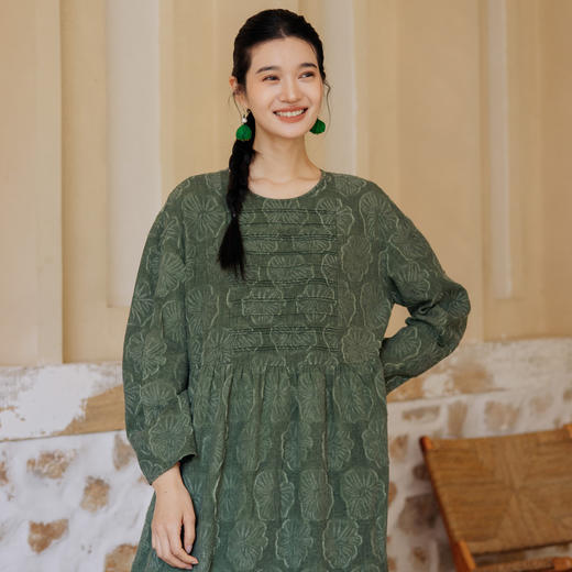 绽放旅行女装143朵/重磅棉麻花朵提花细塔克长袖经典百搭连衣裙 商品图1