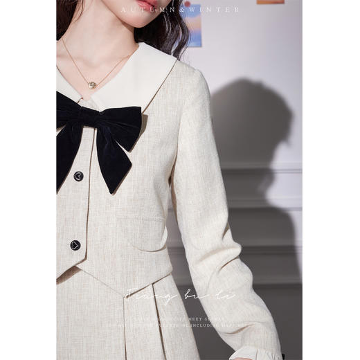 鹿向南「月光舒曼」法式假两件连衣裙女2024秋冬新款小香风长裙子 商品图1