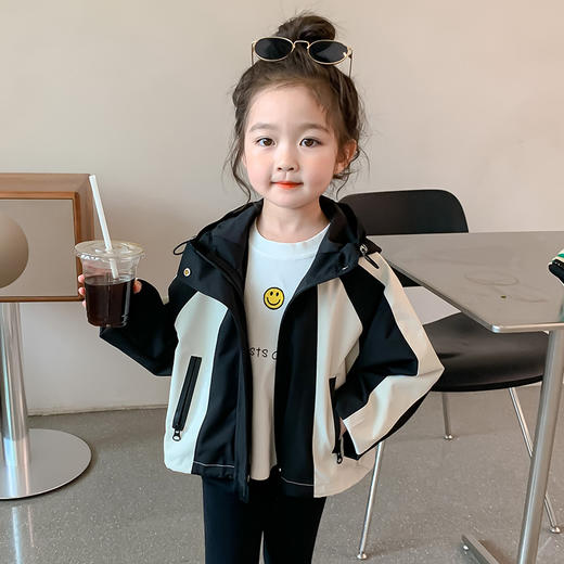 【新款女童冲锋衣，专业防风保暖】女童冲锋衣外套 新款洋气春秋款 宝宝秋季夹克秋装 上衣服装儿童装-QQ 商品图5