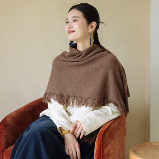 绽放328-366朵/全羊毛夹花卷边文艺女旅行感流苏毛衣开衫披肩套装 商品图2