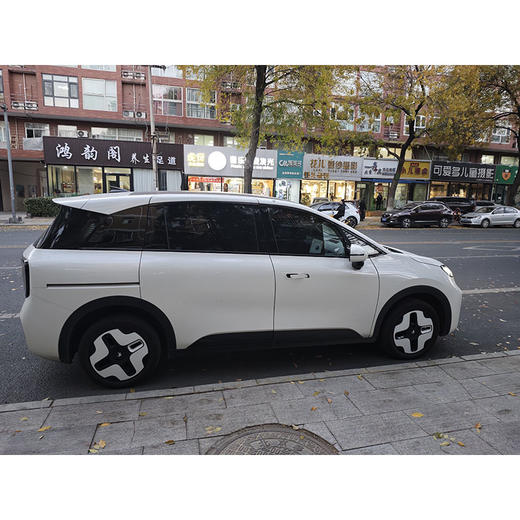 ARCFOX极狐 极狐考拉 家庭版【长租-北京】 商品图3