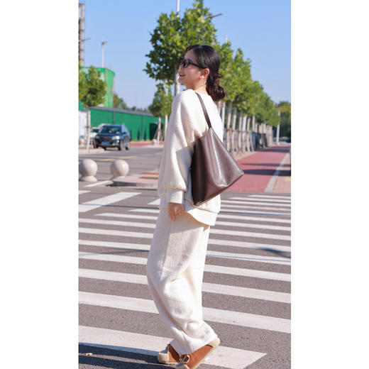 【抖音专属】向暖•上衣（24808108凝脂） 商品图2