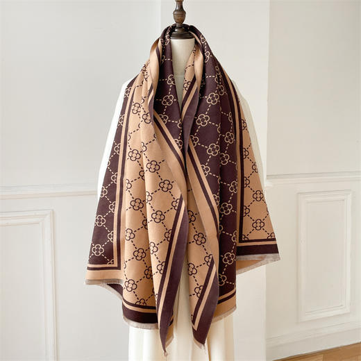 围巾女冬季高级感仿羊绒办公室空调披肩午睡毯百搭潮牌外搭加厚保暖围脖 商品图1