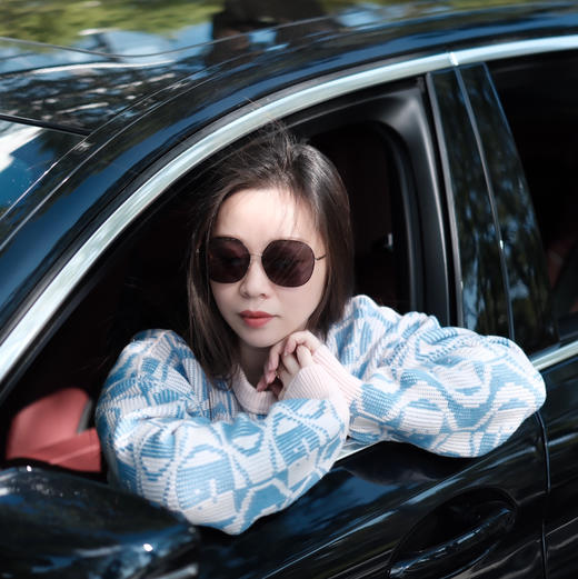 男女同款Face表情笑脸套头毛衣 提花表情徽标图案 棉和羊毛混纺面料 宽松H版型 舒适好穿脱 轻松叠穿 落肩袖设计不挑身形 商品图0