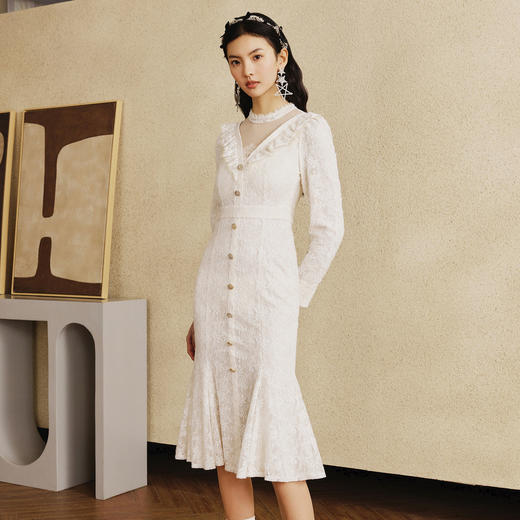 【波动心弦】MAXRIENY法式复古氛围感鱼尾裙修身V领蕾丝连衣裙 商品图1