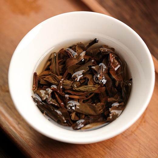 易武古树真淳雅号2013年生茶400g 商品图5