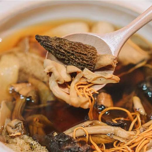 云南菌汤集 虎掌菌+姬松茸+鹿茸菇+北风菌+鸡油菌+羊肚菌+竹荪+虫草花 商品图2