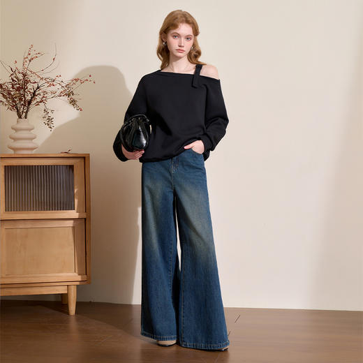 西遇黑色斜肩卫衣女新款袖口收束罗纹设计宽松长袖上衣14342967 商品图1