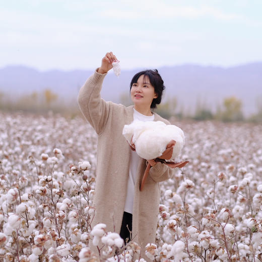 【换季必备】【奕虹新疆行】【正宗新疆棉花被】有着阳光味道的棉花被，采用南疆手采棉花，蓬松的纤维感，云朵般轻柔 商品图6