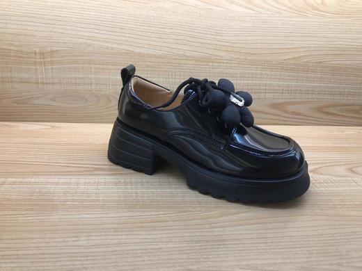 豪行真皮休闲女鞋22305616舒适中跟时尚系带单鞋 商品图0