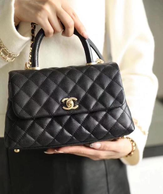 香奈儿-CocoHandle，牛皮手柄原厂Hass皮，经典到让你可以用到老的包！（HH） 商品图0