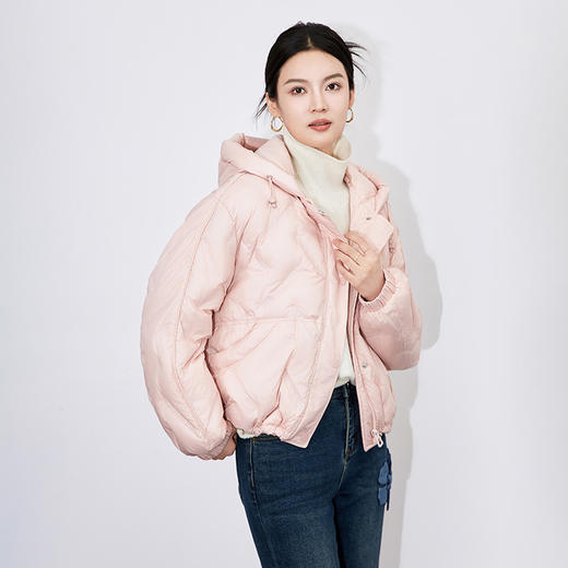 【高货wl】全新升级【铂金会员395/天猫529/差价134】(12828) 洛诗琳秋冬时尚轻暖长袖短款连帽衔缝线鸭绒保暖羽绒服 商品图1