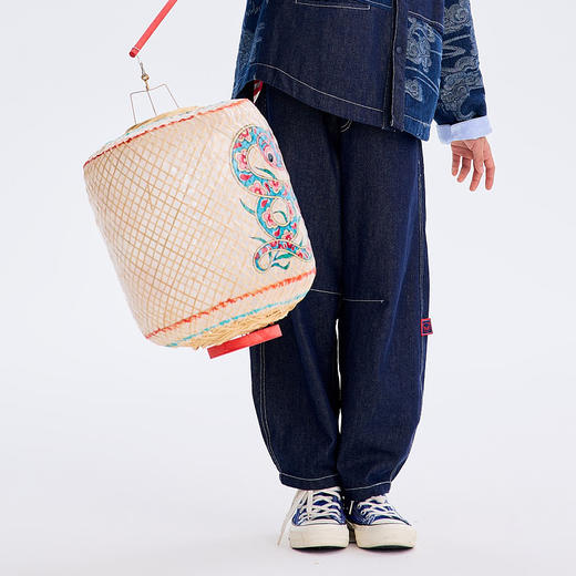 【shé来运转】漫画家24国风新中式卷云如意提花牛仔拜年裤长裤 商品图1