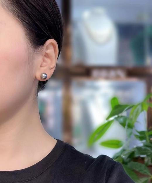 大溪地铂金灰耳钉 9-10mm 商品图5